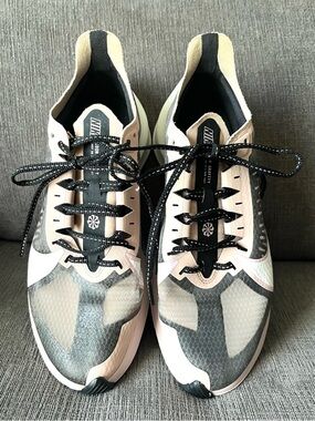 Nike Zoom Gravity Black Stone Mauve Women’s Running Shoes, 7.5 Gorpcore Athletic